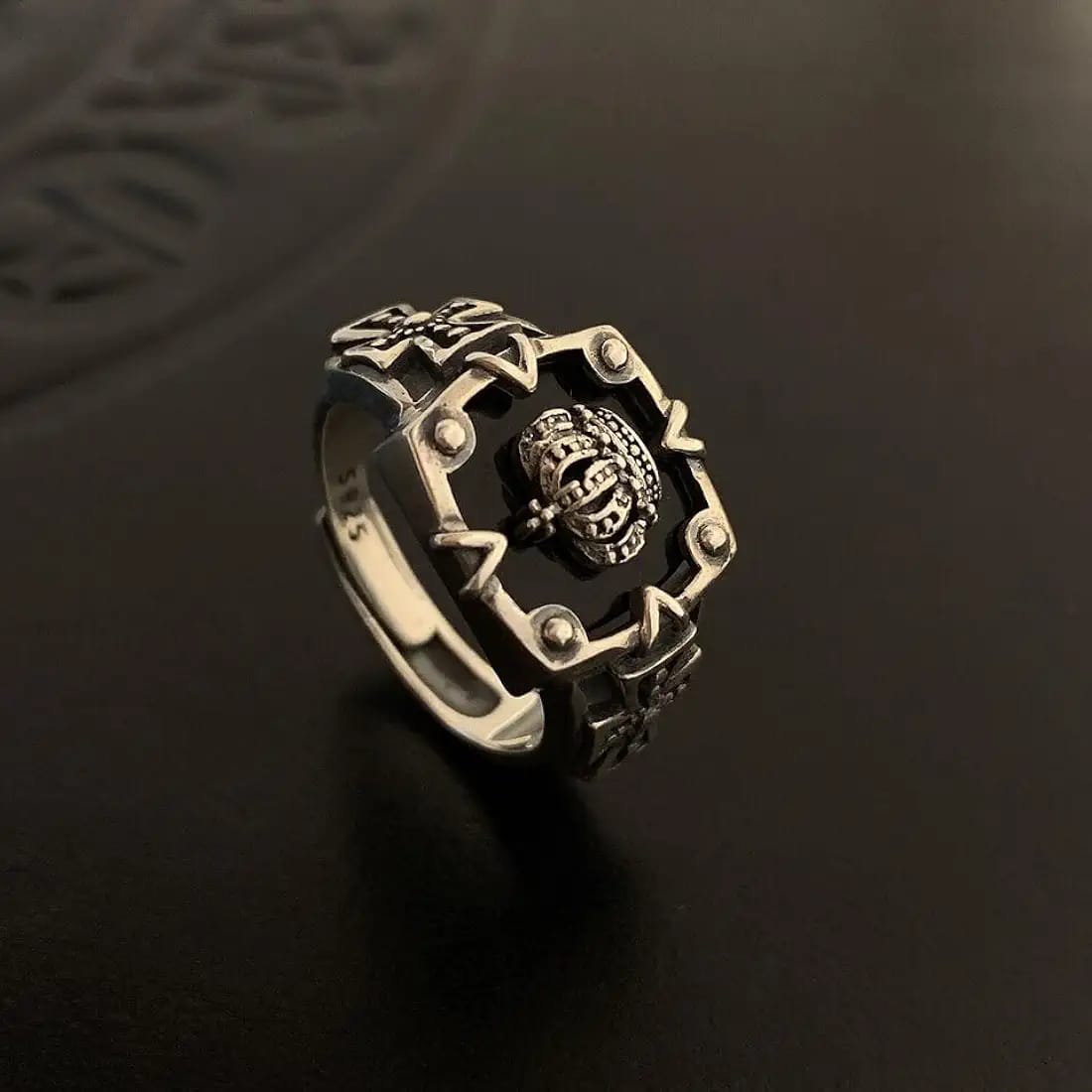 King symbol Ring | Adjustable size